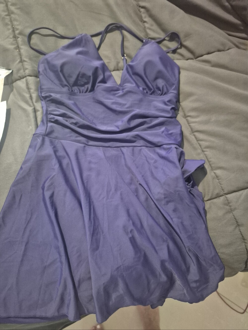 Isola Purple V-Neck Spaghetti Straps Bathing Suit Sz18
